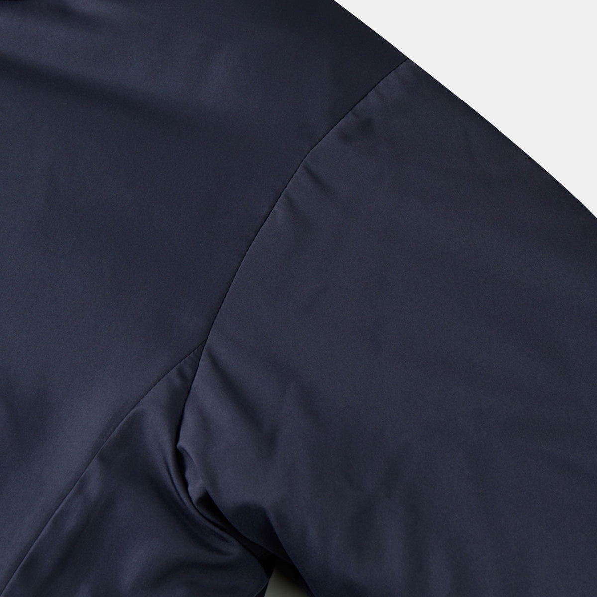 エンブレムラバーエディションインサレーテッドアウター