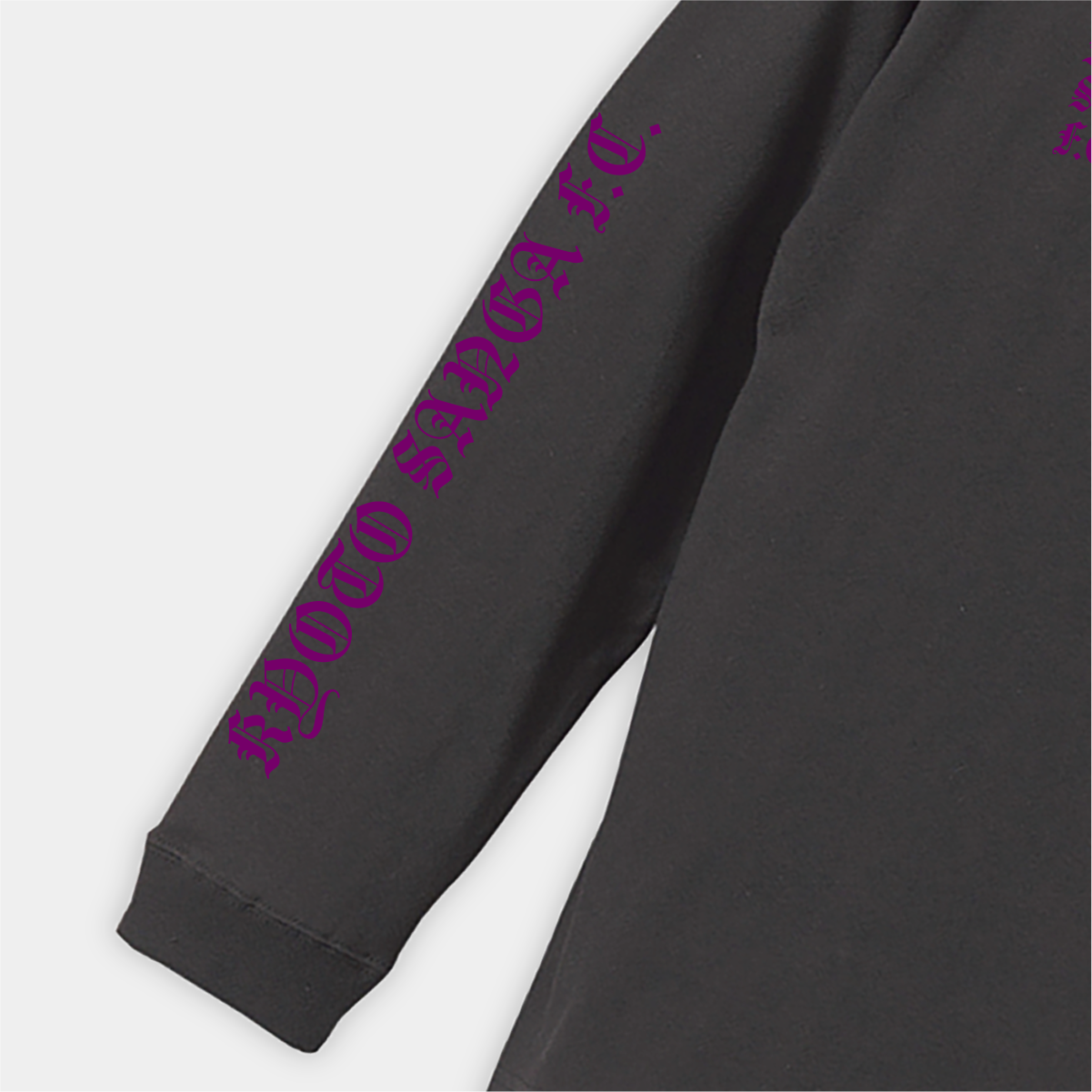 オールドスタイルアームロゴ ロングTシャツ