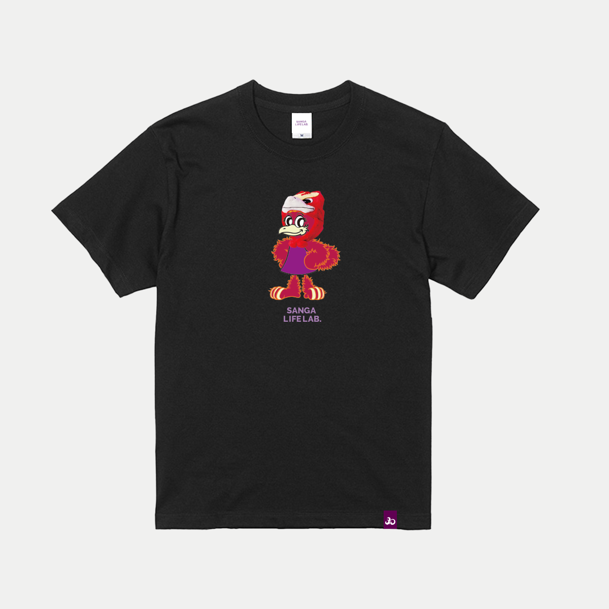 なりきりパーサくんキャップを被るコトノちゃんTシャツ