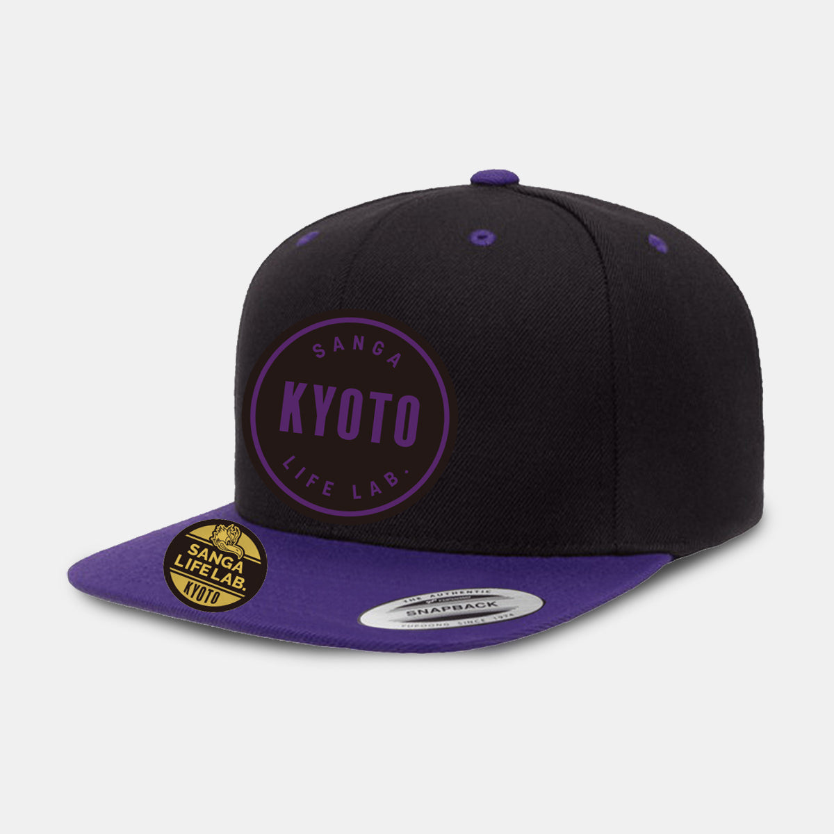 オリジナルシール付きエンブロイダリーフラットキャップ