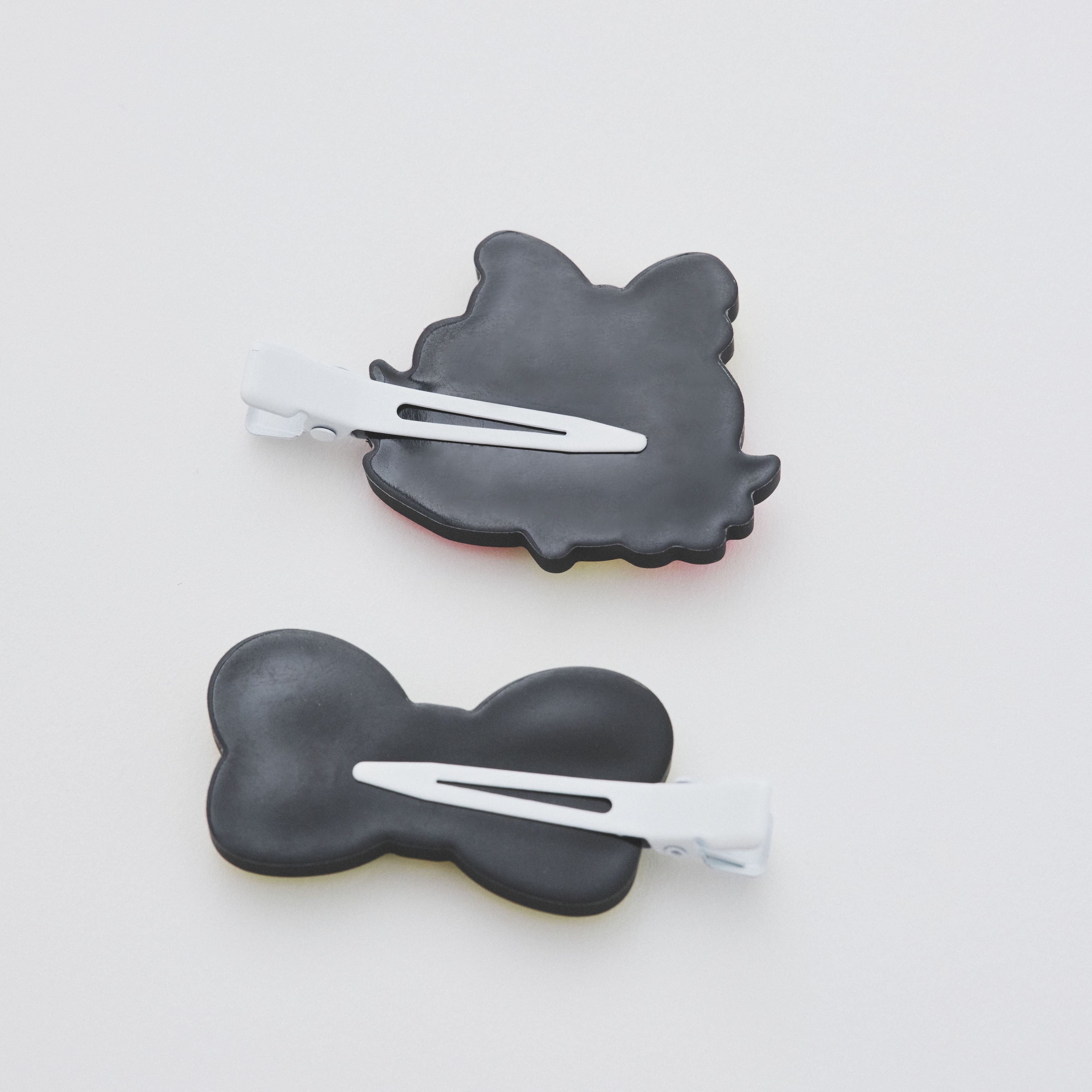 コトノちゃんフェイス・リボン ヘアピン (2本セット) – SANGA LIFE LAB.